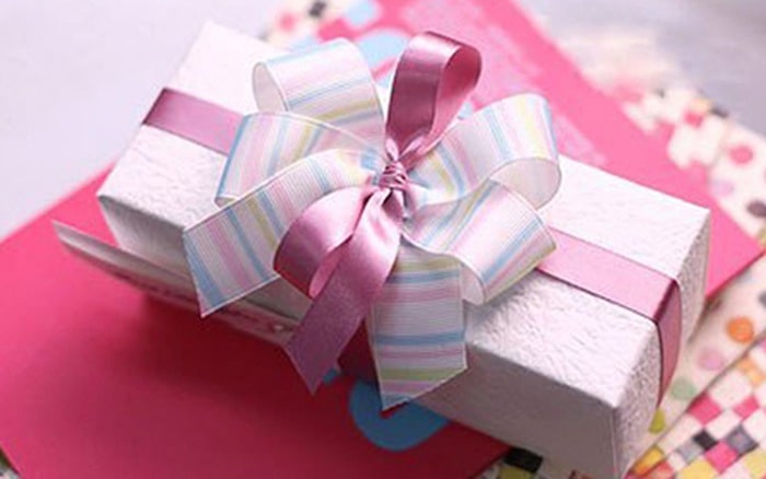 Ruy băng Valentine DH 8